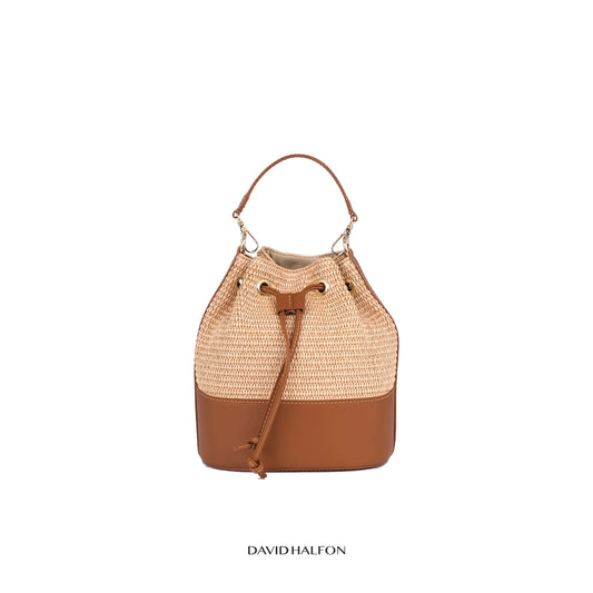 Calcutta C-Riva bucket bag in leather and handwoven beige raffia, front view
