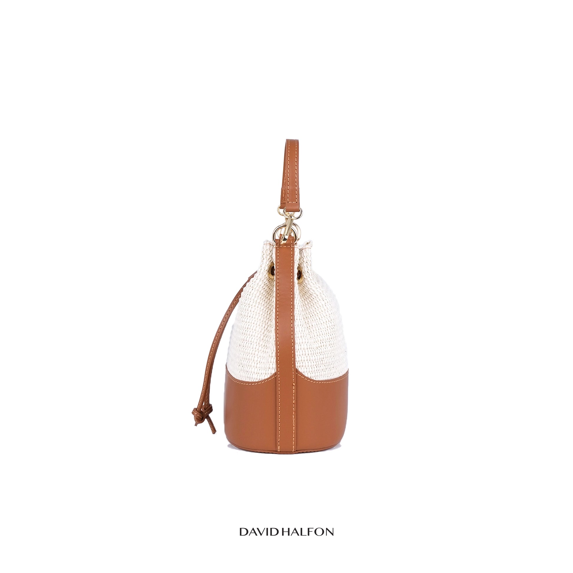 Calcutta C-Riva bucket bag in leather and handwoven ivory raffia, side view