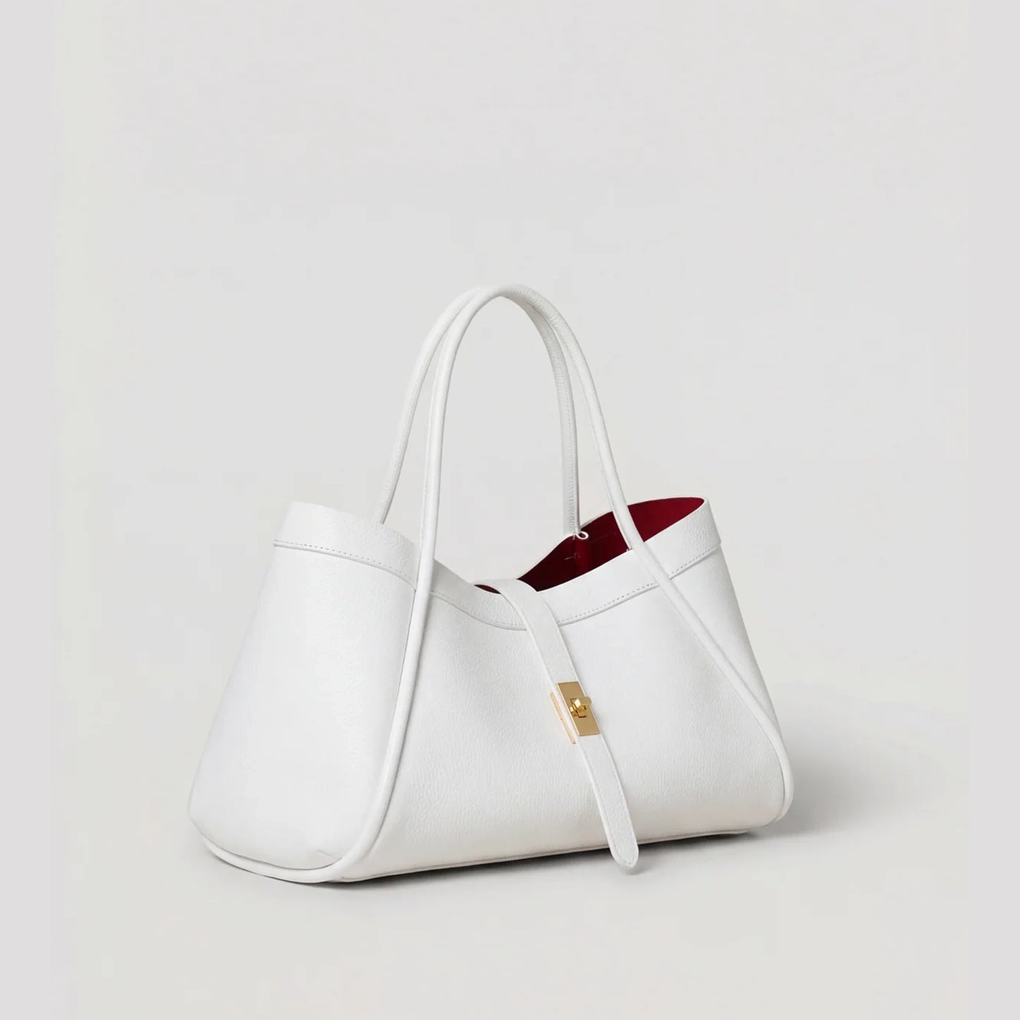David Halfon Tabei grained leather shoulder bag white three-quarter view