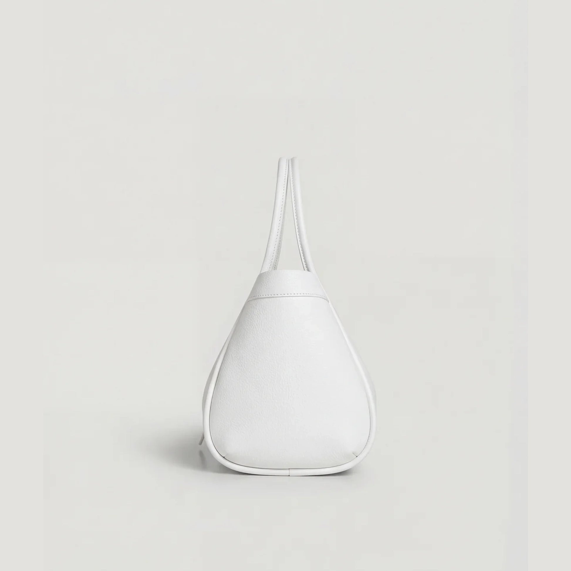 David Halfon Tabei grained leather shoulder bag white side view