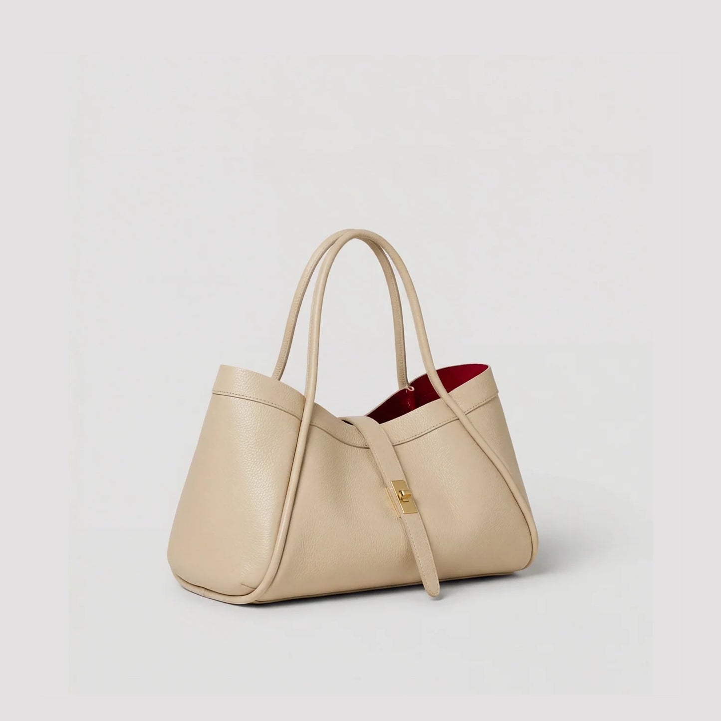 David Halfon Tabei grained leather shoulder bag beige three-quarter view