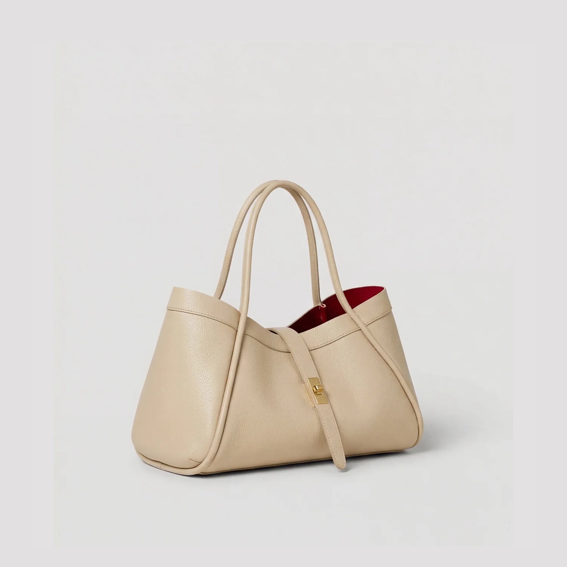 David Halfon Tabei grained leather shoulder bag beige three-quarter view